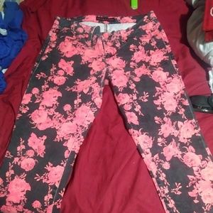 Sz 8 Rock & Republic Skinny Jeans